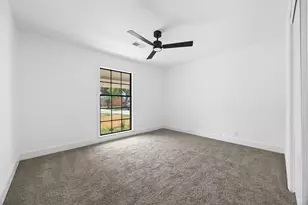 608 Lloyd Dr, Baytown, TX 77521 - Photo 9