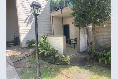 7135 N Holiday Drive, Galveston, TX 77550 - Photo 1
