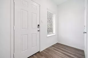 24306 Saddlestone Green Dr, Spring, TX 77373 - Photo 5