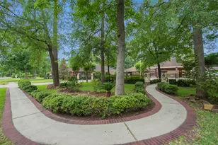 700 Carriage Hills Blvd, Conroe, TX 77384 - Photo 3