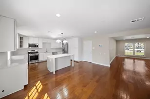 5203 Chantilly Ln, Houston, TX 77092 - Photo 9