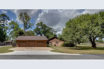 5821 Russell Lane Lane, Baytown, TX 77521 - Photo 5