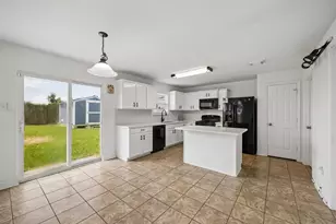 13926 Tinsley Ct, Houston, TX 77014 - Photo 5