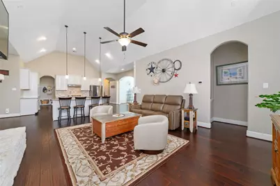 2402 Crossvine Drive, Katy, TX 77494 - Photo 17