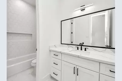 3915 Tuam Street #B1, Houston, TX 77004 - Photo 5