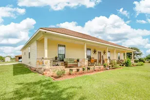 24910 Fm 2004 Rd, Angleton, TX 77515 - Photo 3