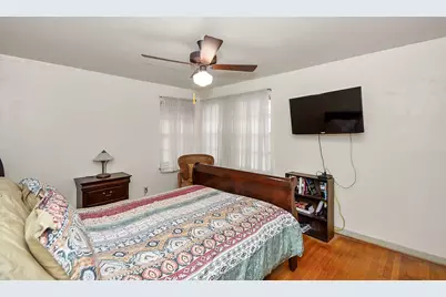 4923 Saxon Drive, Houston, TX 77092 - Photo 15