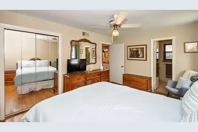 4923 Saxon Drive, Houston, TX 77092 - Photo 21