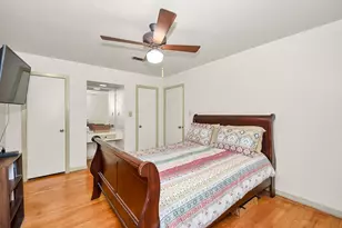 4923 Saxon Dr, Houston, TX 77092 - Photo 17