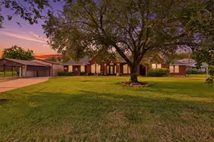 6803 Dogwood St, Manvel, TX 77578 - Photo 1
