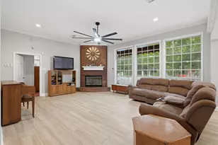 6803 Dogwood St, Manvel, TX 77578 - Photo 11