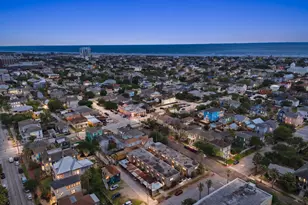 424 15th St, Galveston, TX 77550 - Photo 37