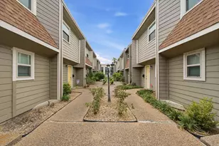 424 15th St, Galveston, TX 77550 - Photo 25