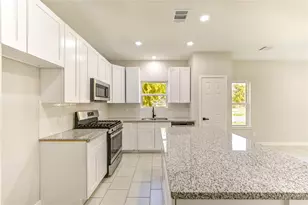 1309 Smith St, Navasota, TX 77868 - Photo 23