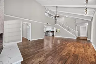 10703 Jaycreek Dr, Houston, TX 77070 - Photo 9