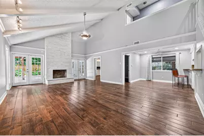 10703 Jaycreek Drive, Houston, TX 77070 - Photo 7