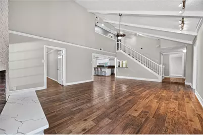 10703 Jaycreek Drive, Houston, TX 77070 - Photo 9