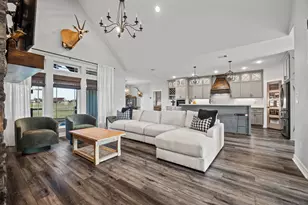 756 Angus Trail, Angleton, TX 77515 - Photo 9