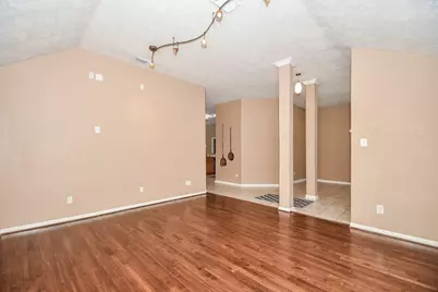 827 N Wellsford Drive, Pearland, TX 77584 - Photo 7