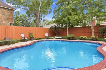 2206 Cherrytree Ridge Lane, Houston, TX 77062 - Photo 11