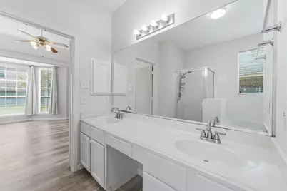 4431 Forest Creek, Missouri City, TX 77459 - Photo 11