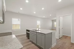 1213 Red Hills Dr, Iowa Colony, TX 77583 - Photo 5