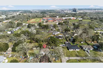 117 Pecan Drive, Baytown, TX 77520 - Photo 21