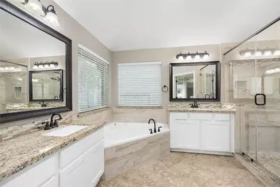 14207 Rock Dove Lane, Houston, TX 77044 - Photo 13