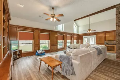 304 Arrowwood Street, Lake Jackson, TX 77566 - Photo 15