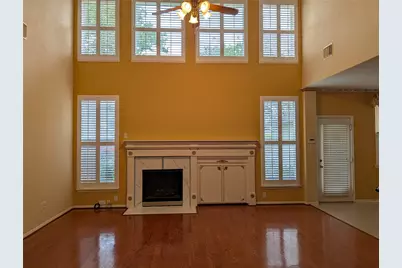 6018 Briar Hill Court, Sugar Land, TX 77479 - Photo 3