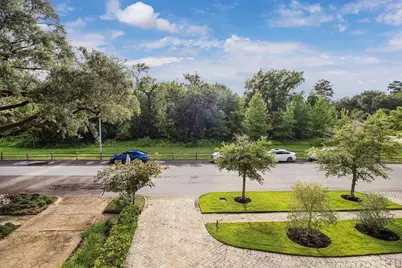 322 Crestwood Drive, Houston, TX 77007 - Photo 49