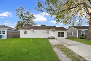 9306 Chesterfield Dr, Hockley, TX 77051 - Photo 1