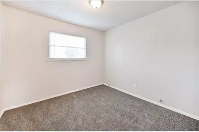 9306 Chesterfield Drive, Hockley, TX 77051 - Photo 11