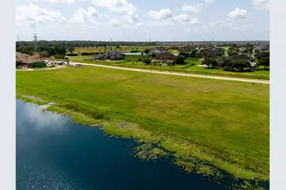 215 Hall Thompson Road, Katy, TX 77493 - Photo 7