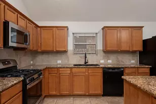 1906 Sonoma Breeze Dr, Houston, TX 77049 - Photo 11