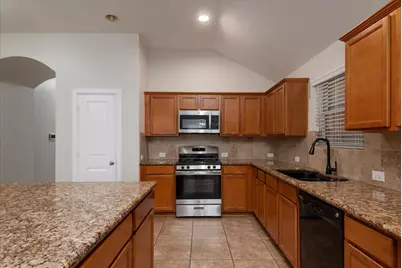 1906 Sonoma Breeze Drive, Houston, TX 77049 - Photo 13