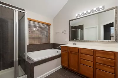 1906 Sonoma Breeze Drive, Houston, TX 77049 - Photo 23