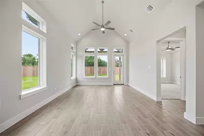 2851 Elm Creek Way, Iowa Colony, TX 77583 - Photo 15