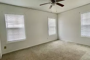 1754 W 6th St, Freeport, TX 77541 - Photo 9