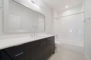 1737 Ojeman Point Ln, Houston, TX 77055 - Photo 21