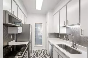 7950 N Stadium Dr, Houston, TX 77030 - Photo 1