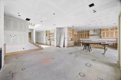 1050 W 42nd Street, Houston, TX 77018 - Photo 5