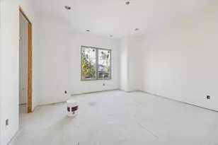 515 W 33rd St, Houston, TX 77018 - Photo 21