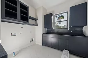 515 W 33rd St, Houston, TX 77018 - Photo 11