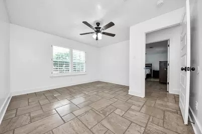 4631 Mi Castillo Court, Houston, TX 77045 - Photo 23
