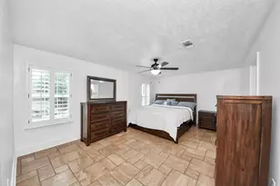 4631 Mi Castillo Ct, Houston, TX 77045 - Photo 25