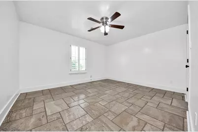 4631 Mi Castillo Court, Houston, TX 77045 - Photo 17