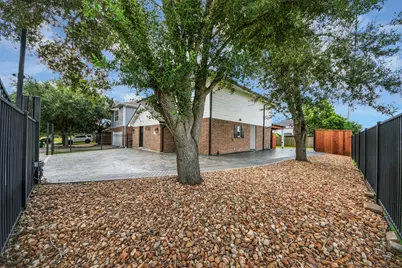 4631 Mi Castillo Court, Houston, TX 77045 - Photo 3