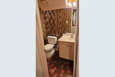 5607 Innsbruck Street, Bellaire, TX 77401 - Photo 11