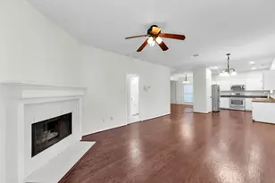 18 Dover Dr, Conroe, TX 77304 - Photo 21